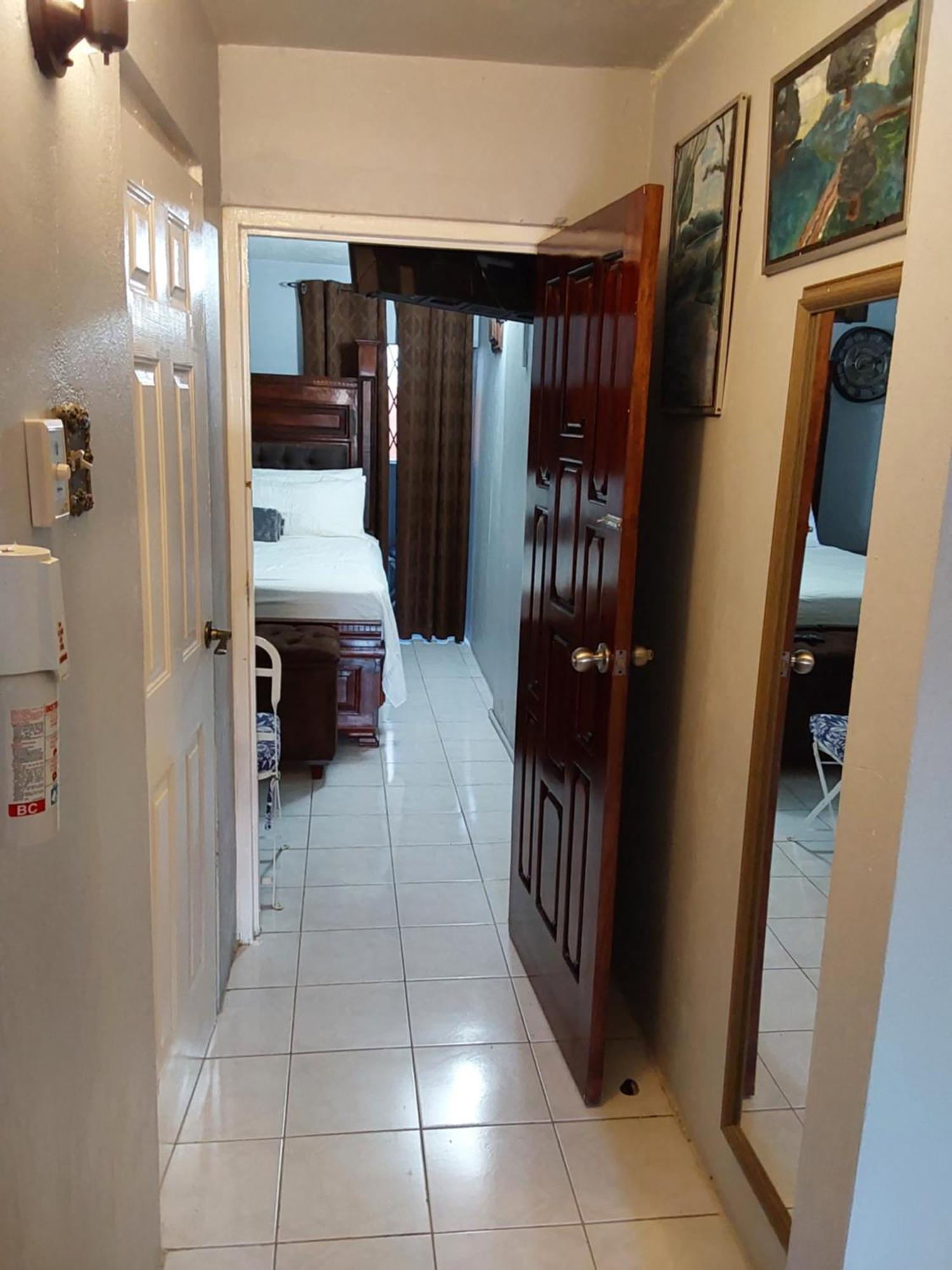 Zipcode Hideaway Guesthouse Портмор Екстериор снимка