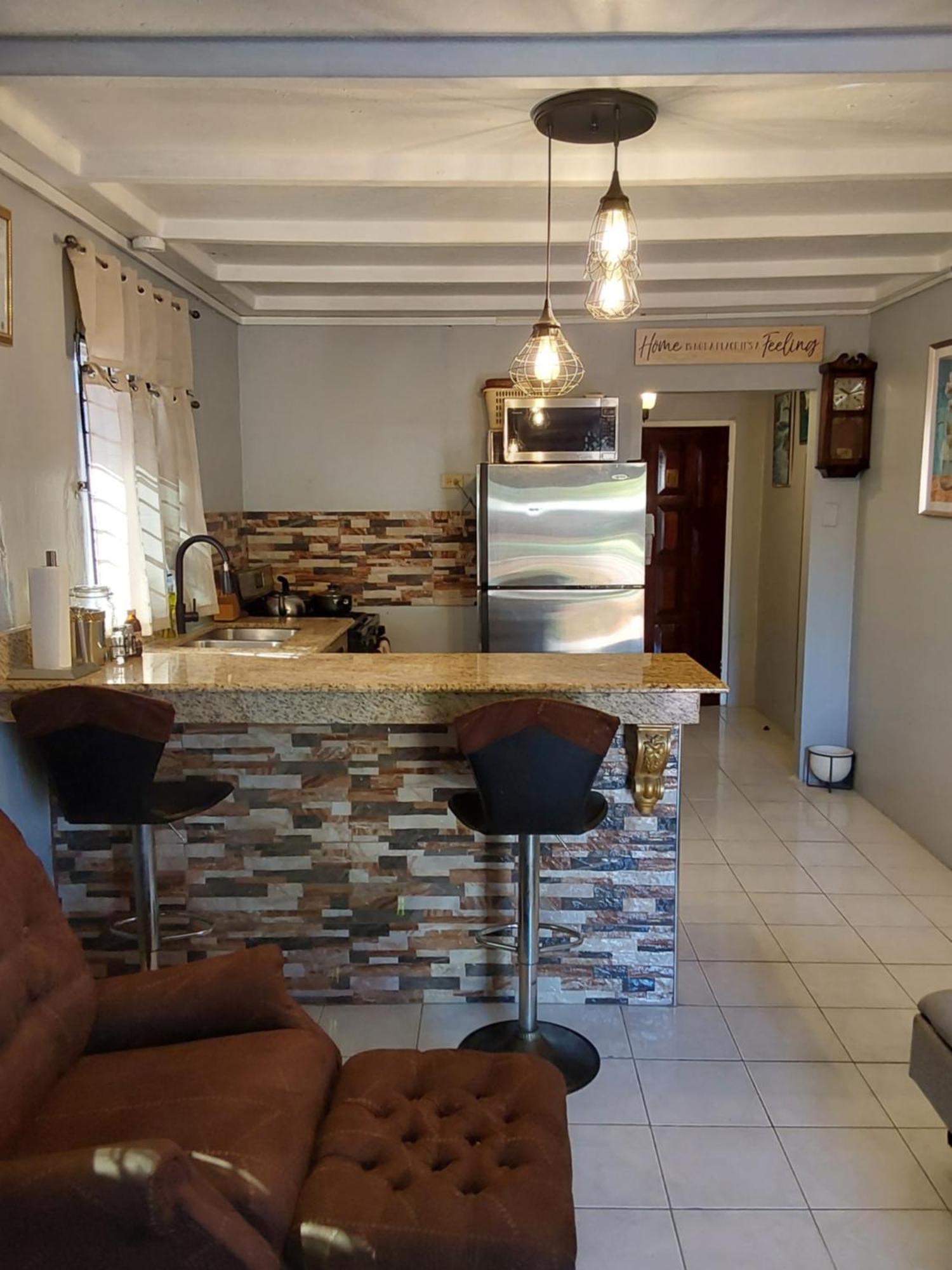Zipcode Hideaway Guesthouse Портмор Екстериор снимка