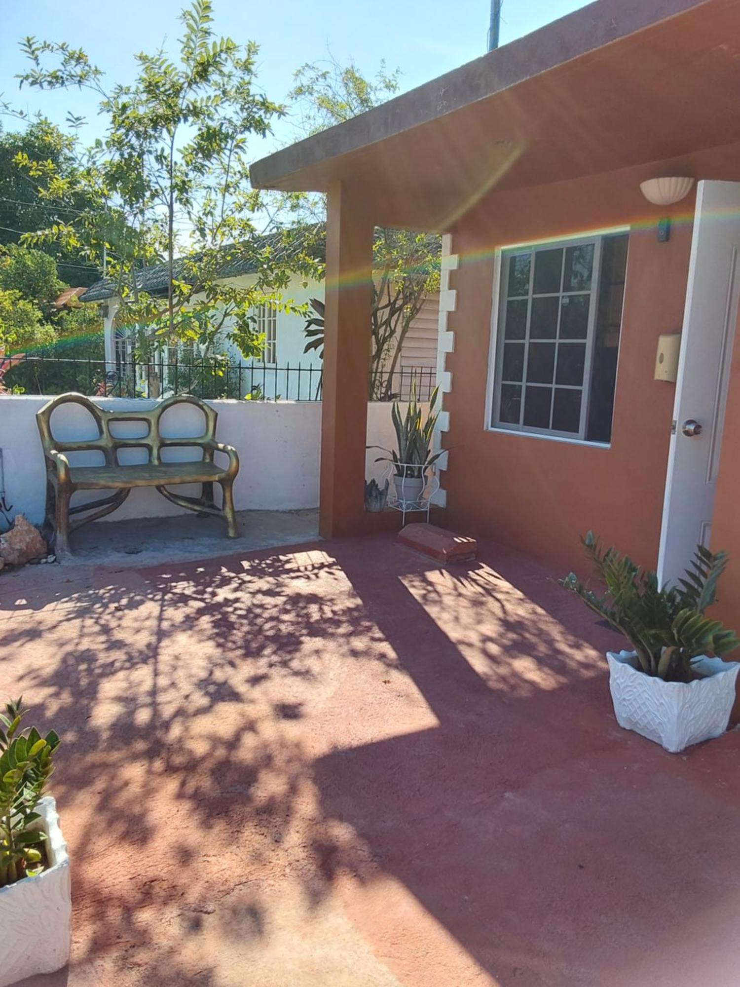 Zipcode Hideaway Guesthouse Портмор Екстериор снимка